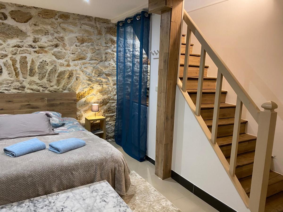 Appartamento Large And Unique Souplex 60Sqm, Well Located Parigi Esterno foto